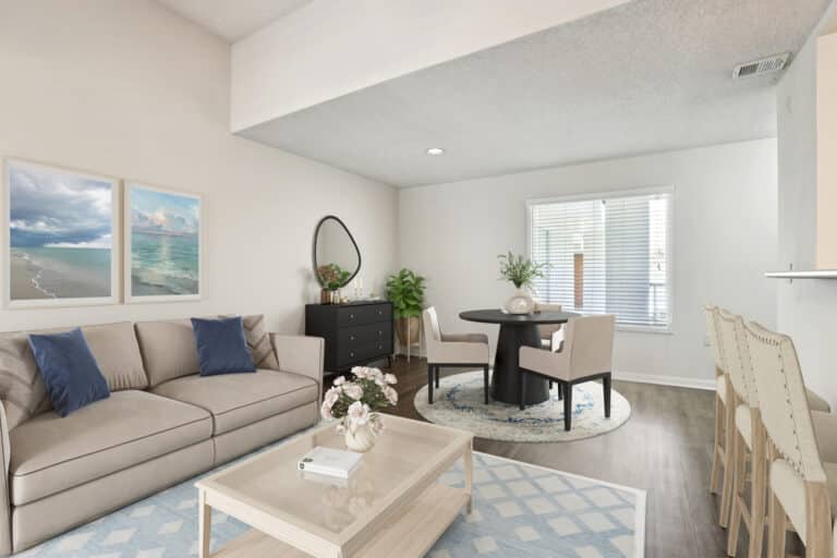 Dining area at Mezzo of Tampa Palms apartments