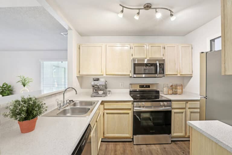 Modern kitchen at Mezzo of Tampa Palms apartments